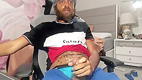 Sexy young chick masturbation in a strip dance