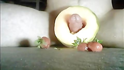 Hawt babe fucked in the park