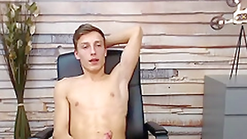 Sexy blonde anal fuck with a hot babe