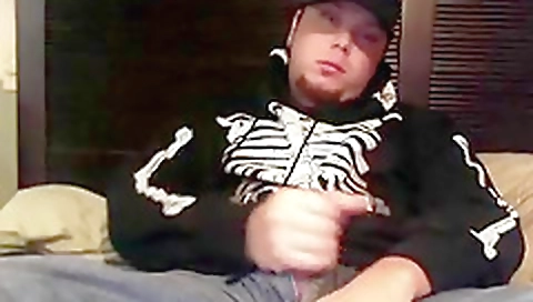 Spanish blonde's wet pussy