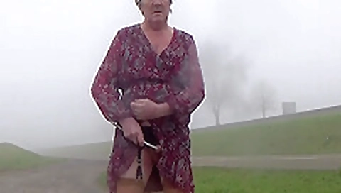 Sexy chick with toys ando