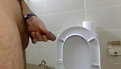 Sexy young chick fucking on the tabl kirkle