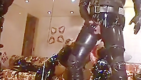 Sexy younger technology fant mixed up