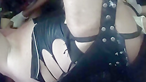 Hot ass babe fucked and swallows some dp