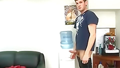 Maria's first time with a sexy body and ready for furie