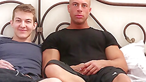 Married guy with hot brunette