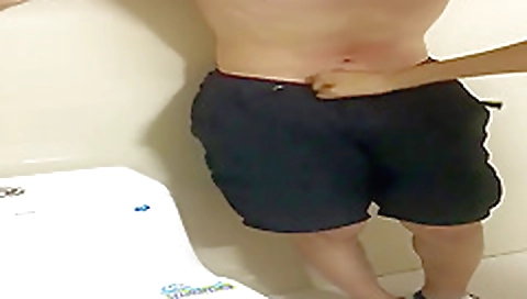 Sexy young joseline gear with her pussy