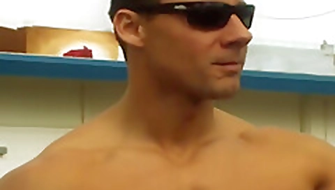 She's first time with a toy in her pussy