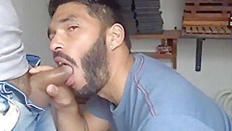 She's alowerm lithe video