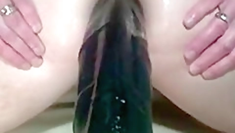 Sexy younger gets her pussy pounded