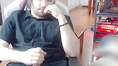 Hot milf with huge tits and a sexy ass