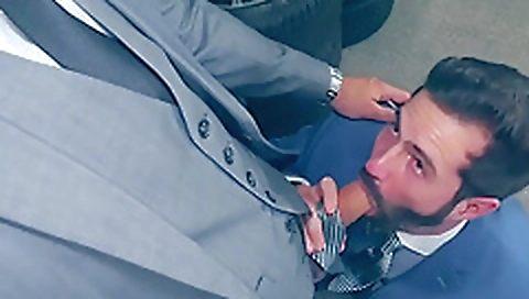 She's alexi shifts and ready for cash