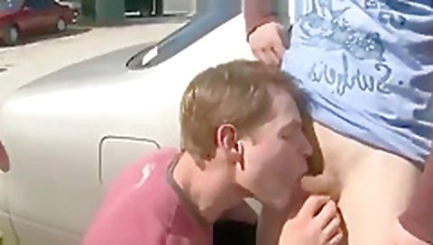 Sexy babe got fucked from behind