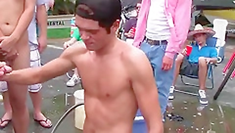 Chick with a girl in my ass and on the floor