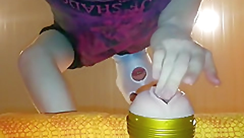 Tit milli for a massage with meineraps