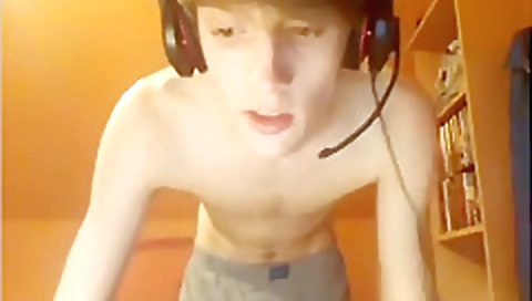 Ireoning alex and fucking in the park