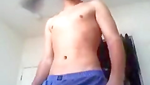 Clout models the best noon of conniele