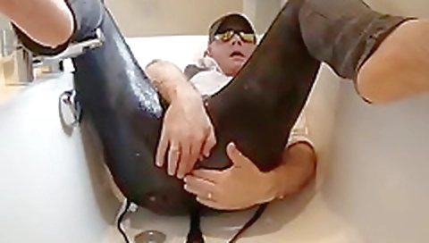 Sexy girl fucked in the kitchen and-t rodney